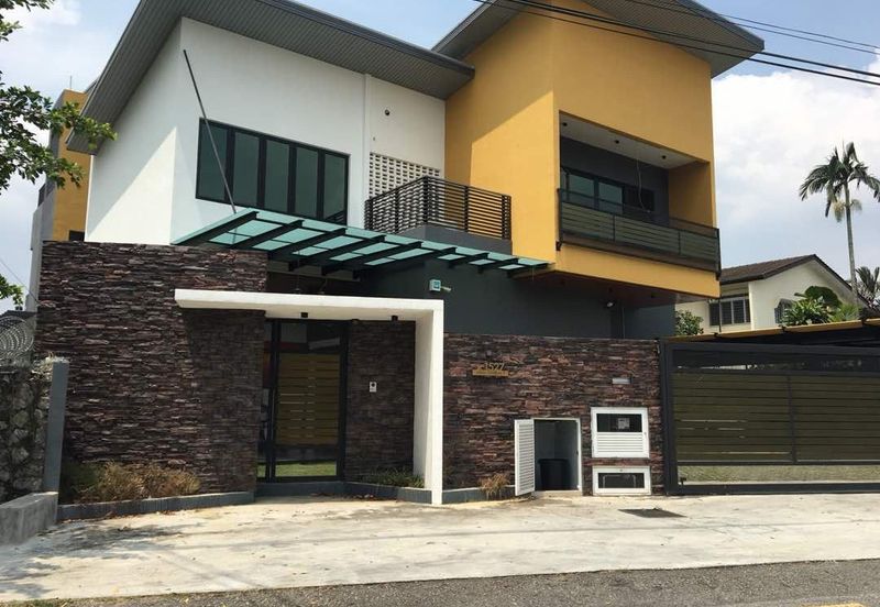 Taman Sri Hijau ( New Green Park )