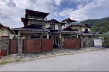 Templer Villas