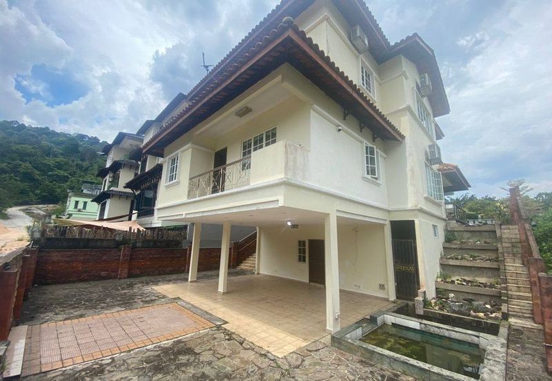 Templer Villas