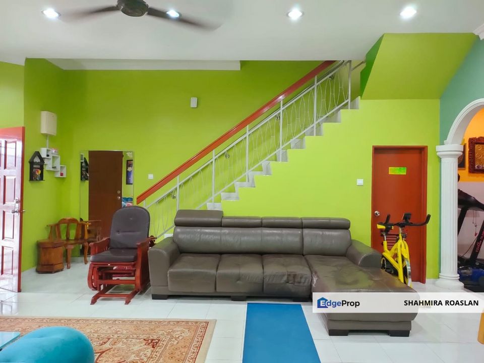 FOR SALE RENOVATED 2STRY END LOT TERRACE, LILY 2 ANTARA GAPI, Selangor, Serendah