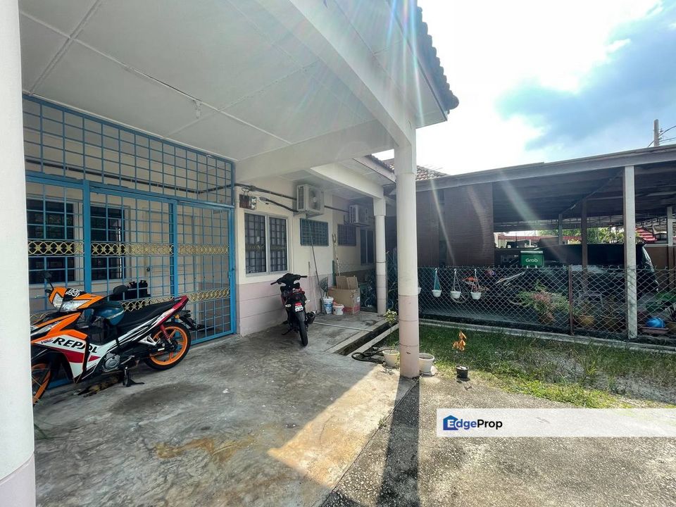 FOR SALE  : SINGLE STOREY  BANDAR SERI EHSAN, Selangor, Banting