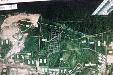 Paroi Business Center