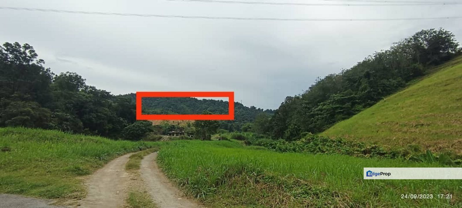 Tanah Eksklusif 10 Ekar Berstatus Bangunan - Paroi Seremban, Negeri Sembilan, Seremban