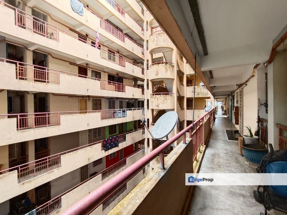 Only RM190K Apartment Taman Tun Teja, Selangor, Rawang