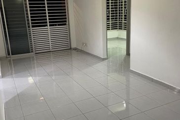 Residensi Laguna Biru 2