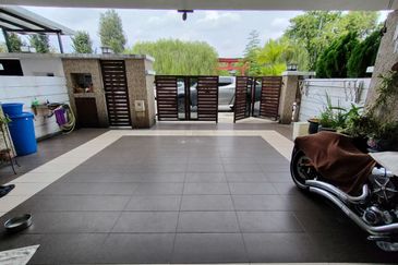  2.5 Storey Superlink House , Cyprus , Usj Heights