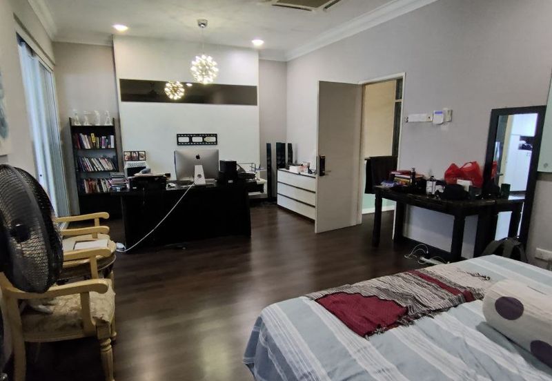  2.5 Storey Superlink House , Cyprus , Usj Heights