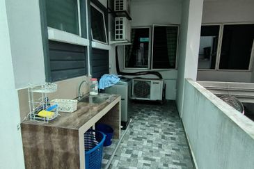  2.5 Storey Superlink House , Cyprus , Usj Heights