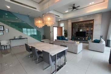 Semi-D, D'Island Residence , Puchong 