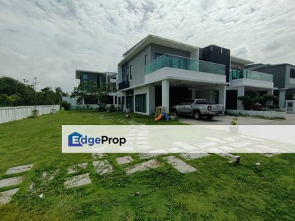 Semi-D, D'Island Residence , Puchong , Selangor, Puchong