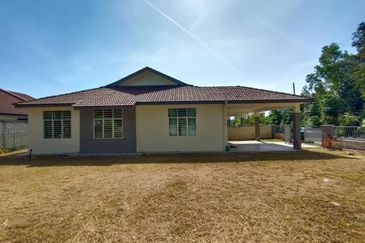 TAMAN SEMARAK - BUKIT JENUN