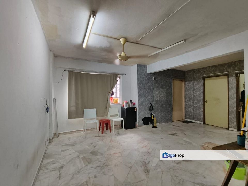 Pangsapuri Kiambang ,Taman Bukit subang,Shah Alam, Selangor, Shah Alam