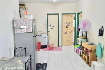 Vista Pinggiran, Taman Pinggiran Putra