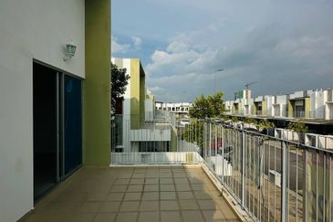 Casa Wood, CyberSouth