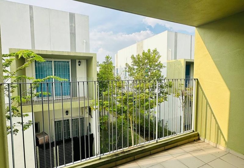 Casa Wood, CyberSouth