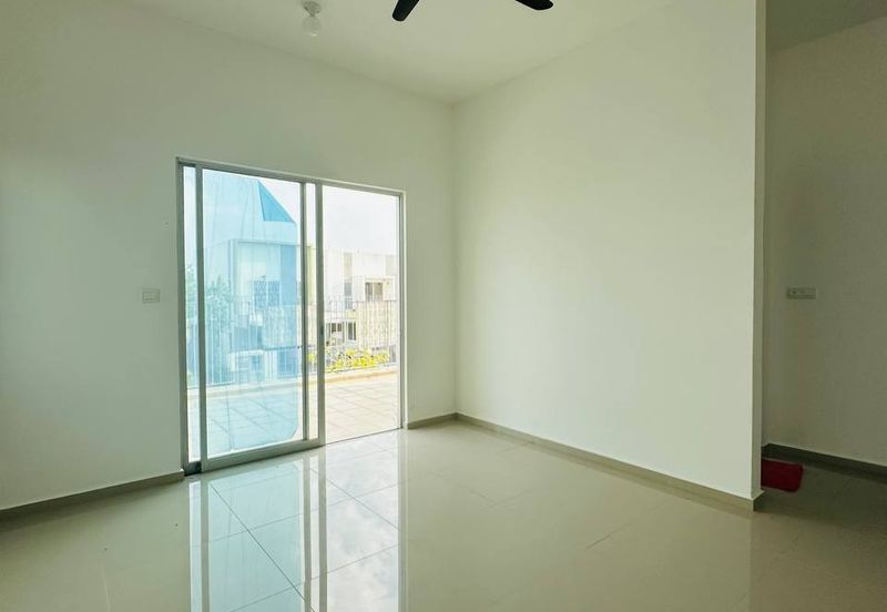 Casa Wood, CyberSouth