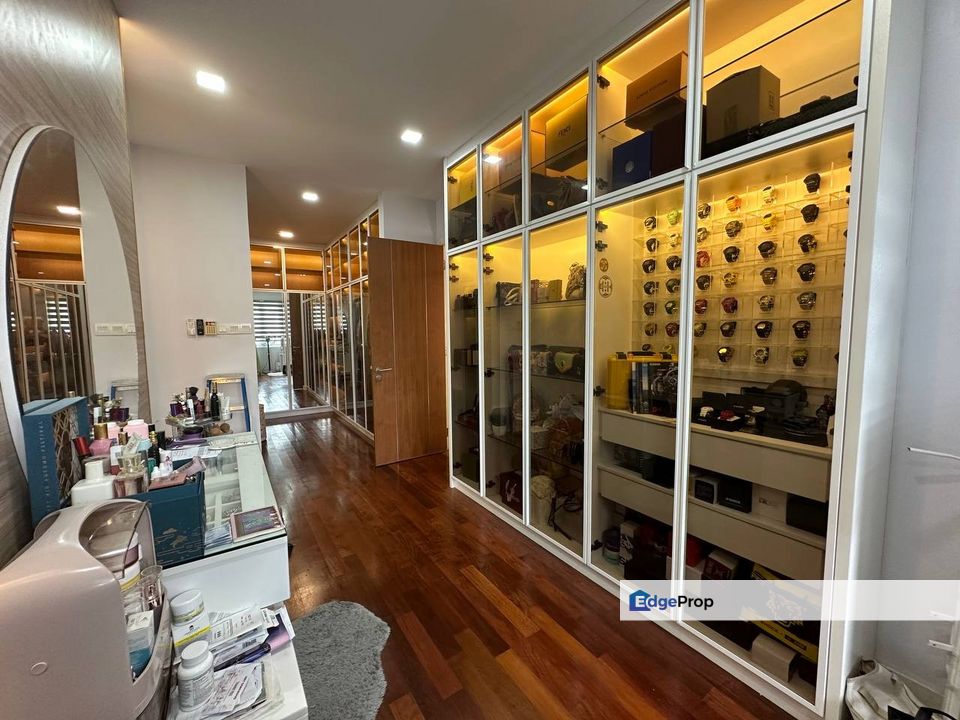 3 STOREY BUNGALOW AT TAMAN BAYU KEMENSAH , Selangor, Taman Melawati