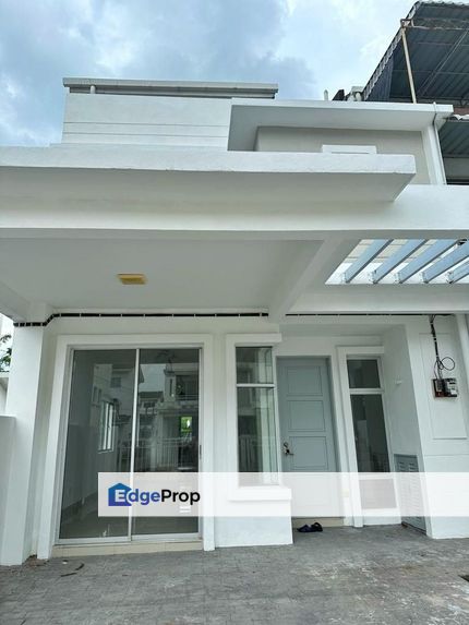  Seri Wirani Seksyen 8 Bandar Baru Bangi Renovated End Lot 2 1/2-storey Terrace House , Selangor, Bangi