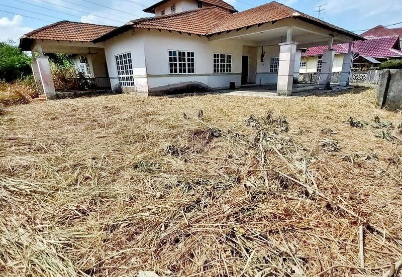 Tanah Lot Banglo Kg Dato Abu Bakar Baginda
