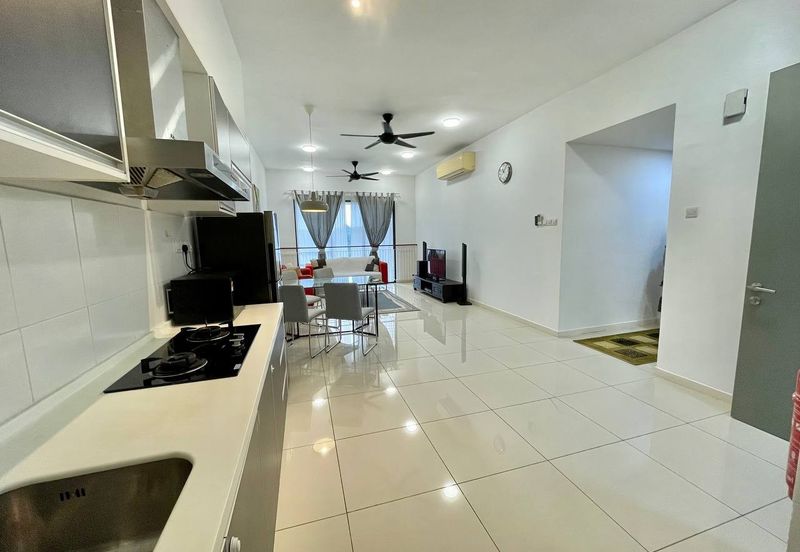 Renai Jelutong Residences