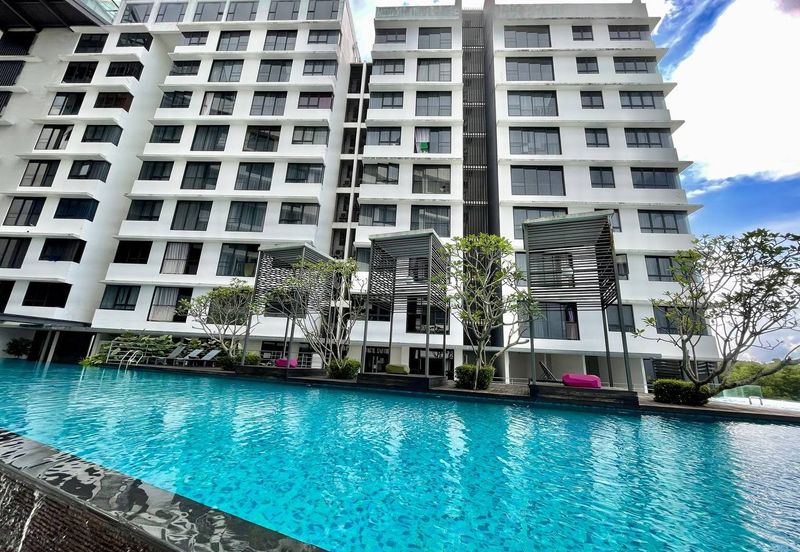 Renai Jelutong Residences