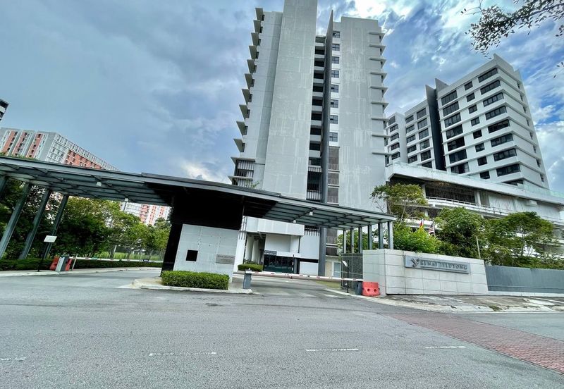 Renai Jelutong Residences