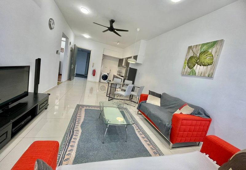 Renai Jelutong Residences