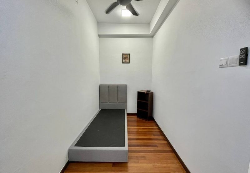 Renai Jelutong Residences