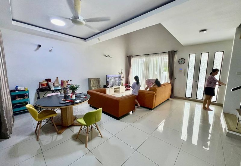 Cahaya SPK, Seksyen U9