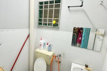 Freehold Single Kasturi Bukit Beruntung