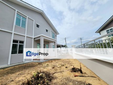 Gelang patah double terrace iskandar puteri, Johor, Gelang Patah