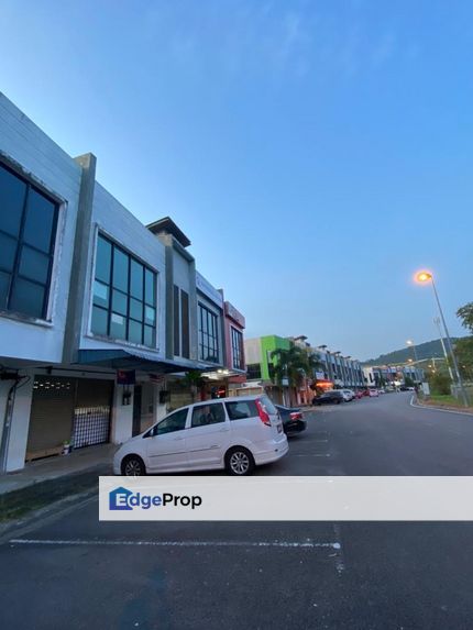 Nusa bayu double shoplot , Johor, Nusajaya