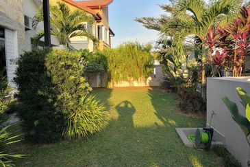 BANDAR ENSTEK (JENTAYU)