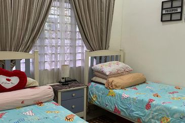 BANDAR ENSTEK (JENTAYU)