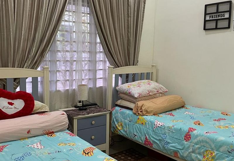 BANDAR ENSTEK (JENTAYU)