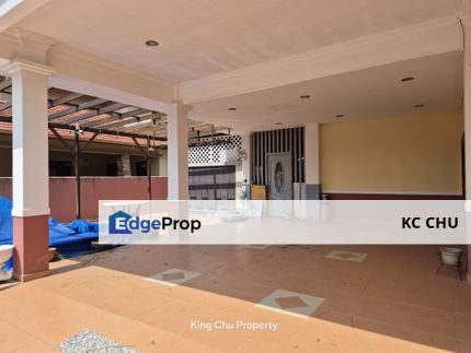 Seremban 2 Huge Land Bungalow House For Rent , Negeri Sembilan, Seremban
