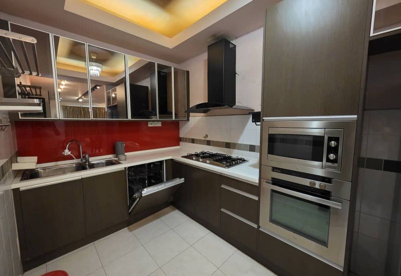 Desa ParkCity (Nadia Parkfront Condominium)