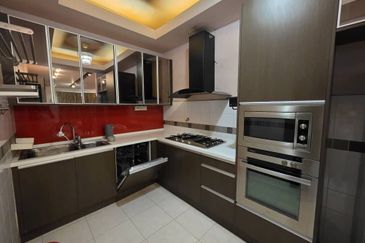 Desa ParkCity (Nadia Parkfront Condominium)