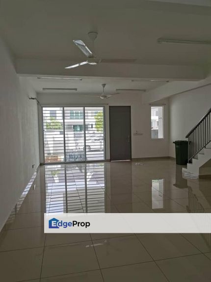 Seremban 2 Rimbun Harmoni Double Storey House For Rent. , Negeri Sembilan, Seremban