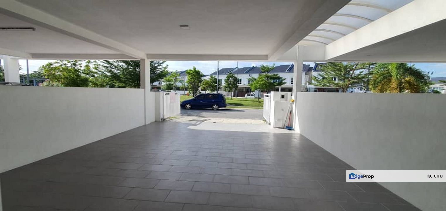 Sendayan Double storey Superlink For Sale. , Negeri Sembilan, Siliau