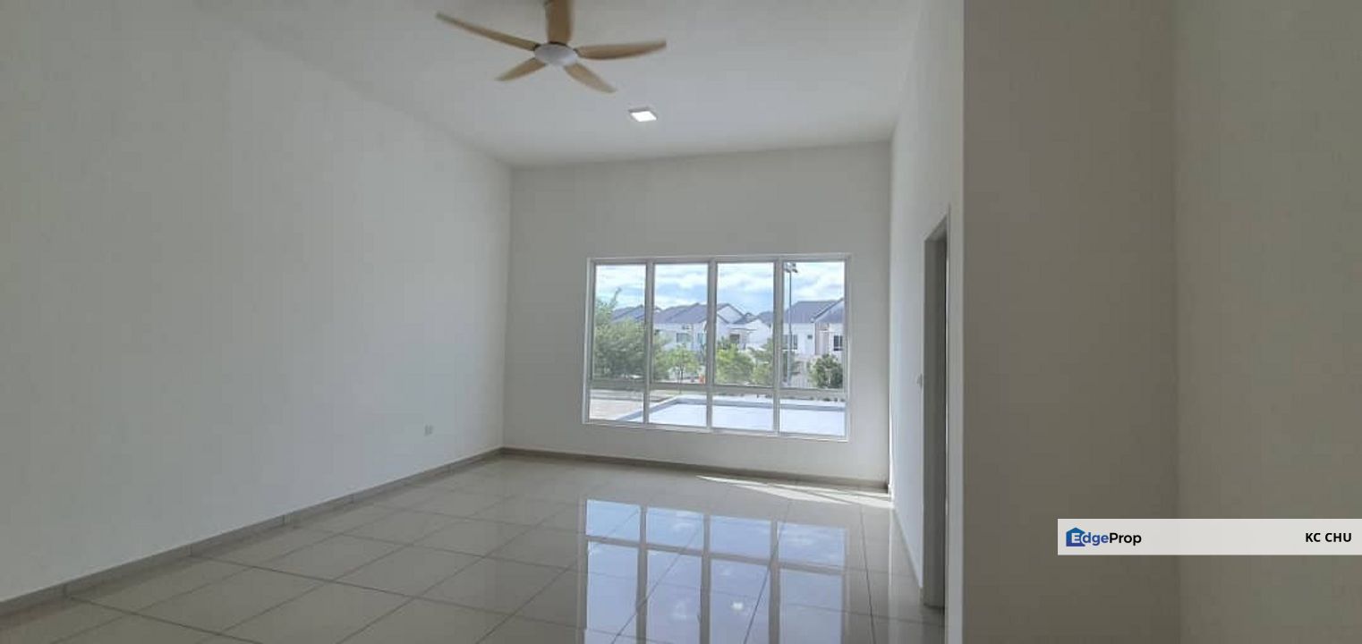 Sendayan Double storey Superlink For Sale. , Negeri Sembilan, Siliau