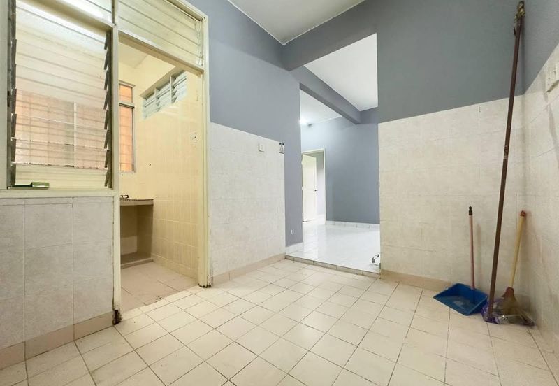 Pangsapuri Seroja Bukit Jelutong