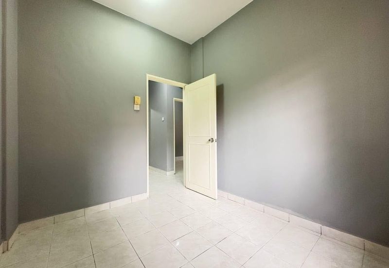 Pangsapuri Seroja Bukit Jelutong