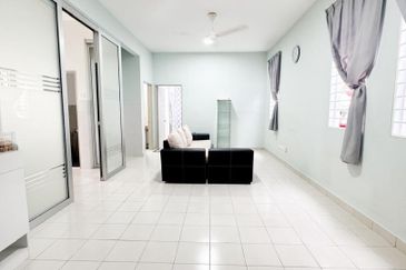 Eristana @ Seri Pristana