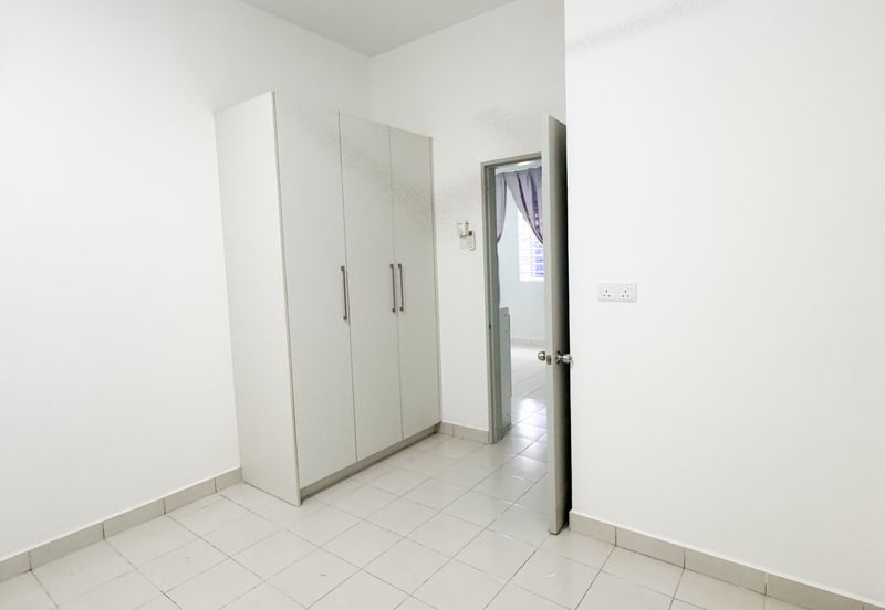 Eristana @ Seri Pristana