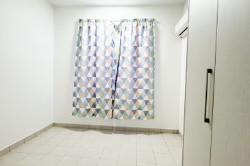 Eristana @ Seri Pristana