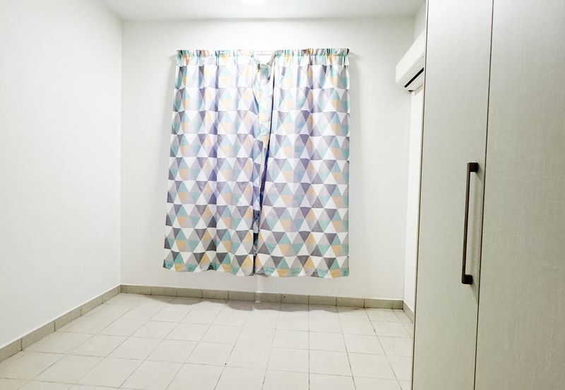 Eristana @ Seri Pristana