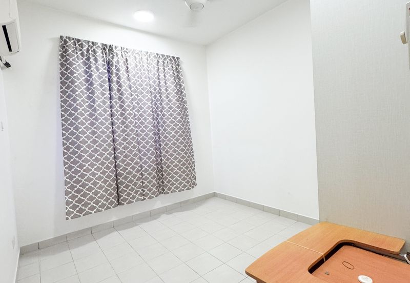 Eristana @ Seri Pristana