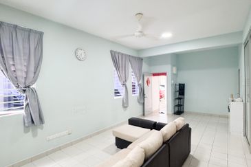 Eristana @ Seri Pristana