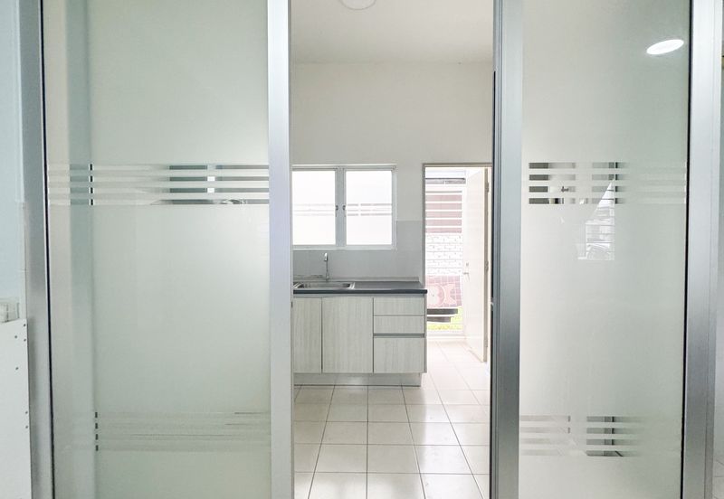 Eristana @ Seri Pristana